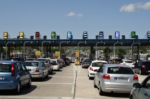 Κίνηση στα διόδια 