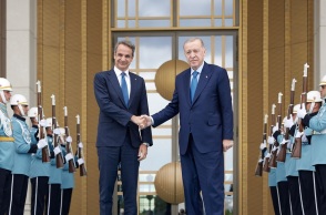 Ο πρωθυπουργός Κυριάκος Μητσοτάκης με τον Ρετζέπ Ταγίπ Ερντογάν στην Άγκυρα