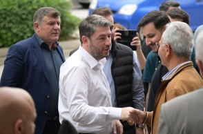 Ο πρόεδρος του ΠΑΣΟΚ, Νίκος Ανδρουλάκης στην Κόρινθο 