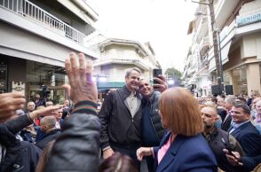 ΕΠΙΣΚΕΨΗ ΤΟΥ ΠΡΩΘΥΠΟΥΡΓΟΥ ΚΥΡΙΑΚΟΥ ΜΗΤΣΟΤΑΚΗ ΣΤΟΥΣ ΝΟΜΟΥΣ ΗΜΑΘΙΑΣ ΚΑΙ ΠΕΛΛΑΣ / ΠΑΡΟΥΣΙΑΣΗ ΤΟΥ ΨΗΦΙΑΚΟΥ ΣΧΟΛΕΙΟΥ (ΔΗΜΗΤΡΗΣ ΠΑΠΑΜΗΤΣΟΣ/ΓΡΑΦΕΙΟ ΤΥΠΟΥ ΠΡΩΘΥΠΟΥΡΓΟΥ/EUROKINISSI)