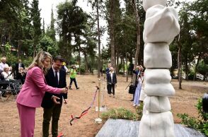 Δούκας: Τι είναι το «Ινουκσούκ» που ανήγειρε στο Άλσος Ιλισίων