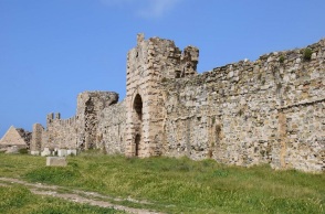 Δρομολογούνται έργα προστασίας και αποκατάστασης του Κάστρου της Μεθώνης