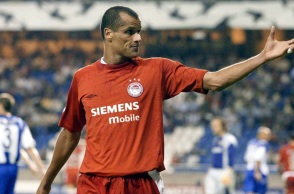 Ο Ριβάλντο με τα ερυθρόλευκα 