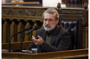 Ιράν: Ο μετριοπαθής Αλί Λαριτζανί έθεσε υποψηφιότητα για την προεδρία 