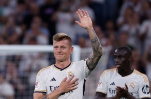 2 ποδοσφαιριστες