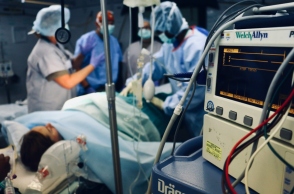 χειρουργοι, ασθενης, νοσοκομειο