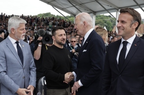 Βολοντίμιρ Ζελένσκι, Τζο Μπάιντεν, Εμανουηλ Μακρον