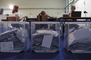 Κάλπες γεμάτες επιστολικές ψήφους για τις Ευρωεκλογές της Κυριακής