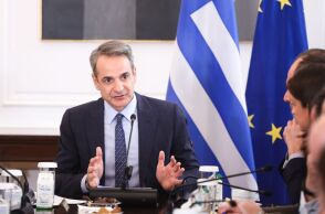 Ο Κυριάκος Μητσοτάκης κατά τη συνεδρίαση του Υπουργικού Συμβουλίου