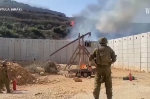 στρατιωτες, καταπελτης, ερημος, φωτια