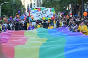 Athens Pride 2024: Γέμισε χρώματα χρώματα το κέντρο της Αθήνας