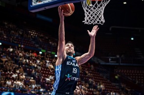 Η Εθνική Ελλάδος θα αγωνιστεί χωρίς τον Ιωάννη Παπαπέτρου στο Προολυμπιακό τουρνουά στο ΣΕΦ