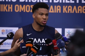 Γιάννης Αντετοκούνμπο: Θέλω να νιώσω το συναίσθημα των Ολυμπιακών Aγώνων με την Εθνική 