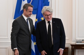 Η συνάντηση του Κυριάκου Μητσοτάκη με τον Ευρωπαίο επίτροπο Τιερί Μπρετόν 