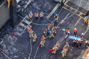 διασωστες, καμμενο εργοστασιο