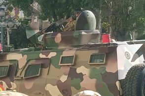 Κινήσεις τανκς κοντά στο Προεδρικό Μέγαρο 