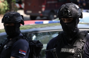 σερβοι αστυνομικοι