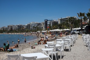 Πάνω από 1.000 καταγγελίες πολιτών για καταπάτηση σε 14 παραλίες - Πρόστιμα 350.000 ευρώ