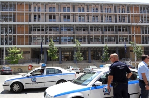 δικαστικο μεγαρο, αστυνομικοι, περιπολικα