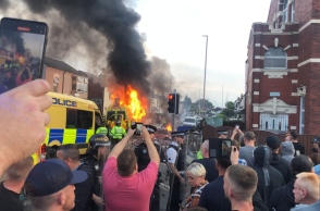 διαδηλωτες, αστυνομικοι, ταραχες, φωτιες