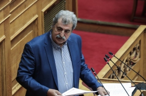 «Ωωω ρε που**η. Δεν προλαβαίνω να τα πω όλα» - Χυδαιότητα Πολάκη σε ανοιχτά μικρόφωνα στη Βουλή