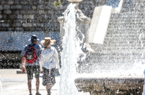 Ζέστη στο κέντρο της Αθήνας