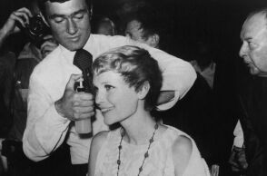 Ο Vidal Sassoon με τη Μία Φάροου