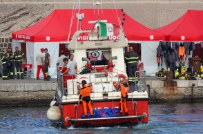 Ναυάγιο στη Σικελία: Ανασύρθηκαν 4 σοροί και εντοπίστηκε και ο πέμπτος νεκρός αγνοούμενος 