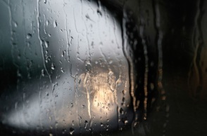 Η Ψυχρή Λίμνη φέρνει βροχές, καταιγίδες και πτώση της θερμοκρασίας - Πόσο θα διαρκέσει