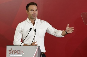 Κασσελάκης: Αντί να φωνάζει η αξιωματική αντιπολίτευση στη ΝΔ «φύγετε», φωνάζει στον πρόεδρό της