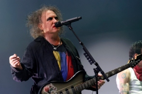Ο τραγουδιστής των The Cure, Robert Smith