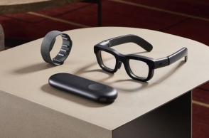 το πρώτο ζευγάρι γυαλιών AR