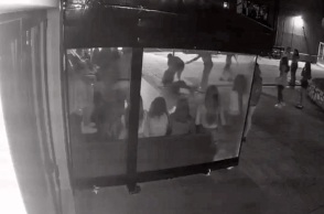 Ξυλοδαρμός 14χρονης στη Γλυφάδα: Το TikTok κατέβασε τα βίντεο μετά τις απειλές