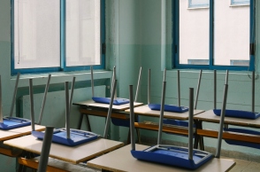 σχολικα θρανια και καρεκλες