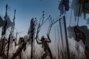 ANOSIA x Τάσος Βρεττός στην έκθεση «Συλλογικό Γουργουρητό» στο Χαλάνδρι