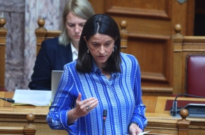 Η Υπουργός Εργασίας και Κοινωνικής Ασφάλισης, Νίκη Κεραμέως