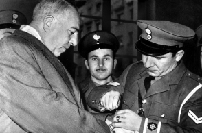 ο Ναζί εγκληματίας πολέμου Μαξ Μέρτεν 