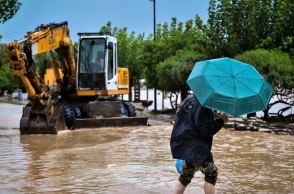ΠΛΗΜΜΥΡΑ, ΑΝΔΡΑΣ ΜΕ ΟΜΠΡΕΛΑ