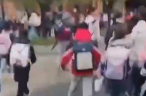 Κίνα: Αυτοκίνητο τραυμάτισε αρκετά παιδιά μπροστά σε σχολείο