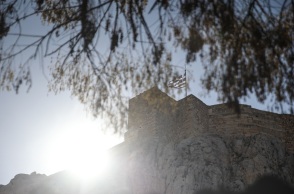 Καιρός: Μικρή άνοδο θα σημειώσει η θερμοκρασία την Τρίτη