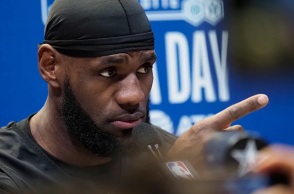 Ο ΛεΜπρον Τζέιμς