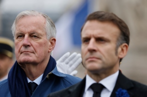 Ο Γάλλος Πρόεδρος, Εμανουέλ Μακρόν με τον πρωθυπουργό Μισέλ Μπαρνιέ