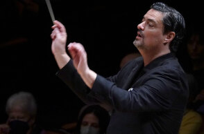 Ο αρχιμουσικός, Γιώργος Πέτρου