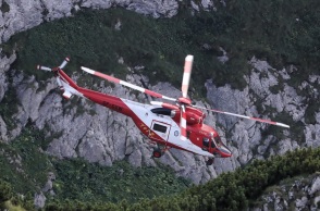 Ιταλία: Διασώστες ανέσυραν την εγκλωβισμένη σπηλαιολόγο - Ήταν παγιδευμένη για τρεις ημέρες