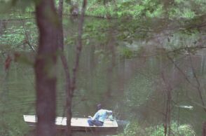 Τζίμι Κάρτερ: Η viral ιστορία της εποχής με τον λαγό στη λίμνη