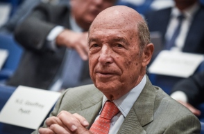 Ο Κώστας Σημίτης