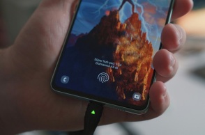 Με κοινή θύρα φόρτισης USB Type-C οι κινητές συσκευές σε όλη την ΕΕ