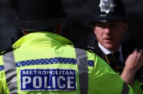 Λονδίνο: Μαχαίρωσαν μέχρι θανάτου 14χρονο σε λεωφορείο