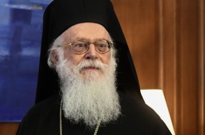 ο Αρχιεπίσκοπος Αλβανίας Αναστάσιος