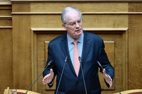 Κώστας Τασούλας: Χειροκροτήθηκε στην τελευταία ομιλία του ως πρόεδρος της Βουλής